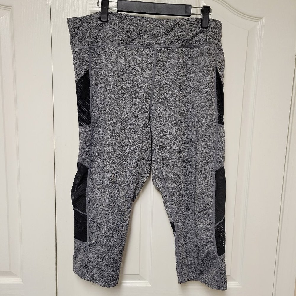 Crop Black Spacy-Dye Legging